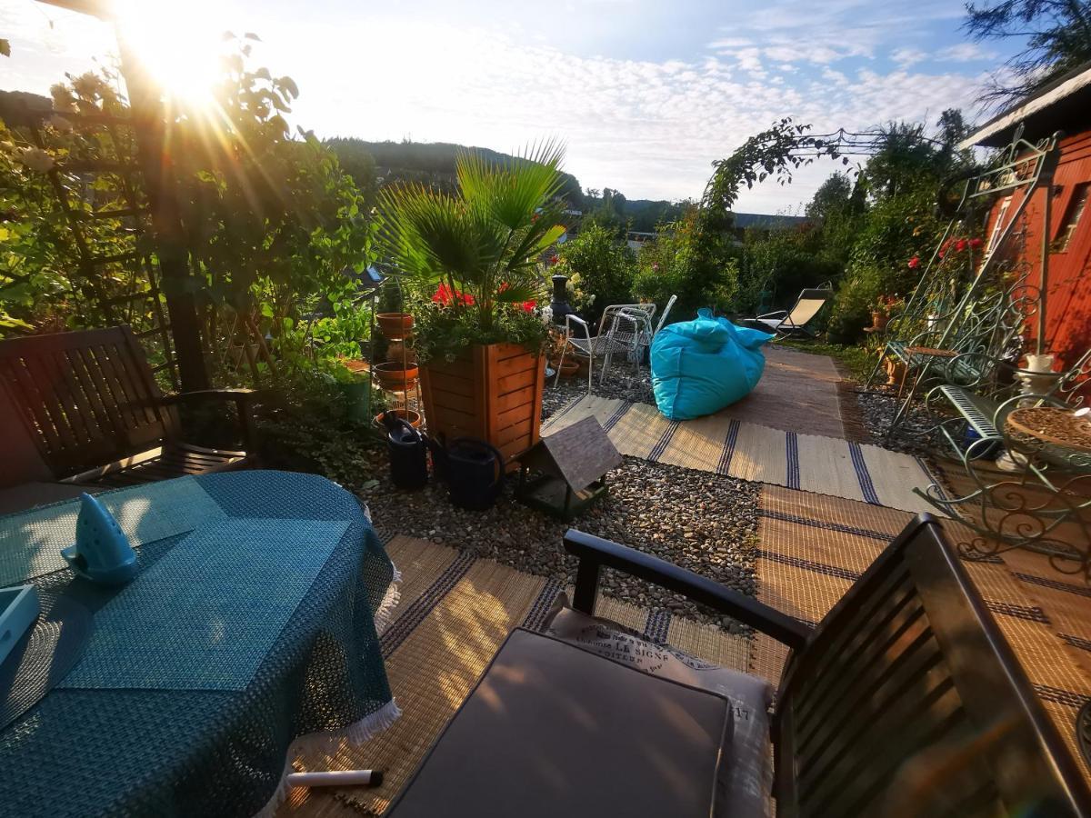 Ferienhaus Mit Riesen Garten, Drei Terrassen, Toller Aussicht Am Waldrand, Auch Als Monteur-Wohnung Hemer Dış mekan fotoğraf