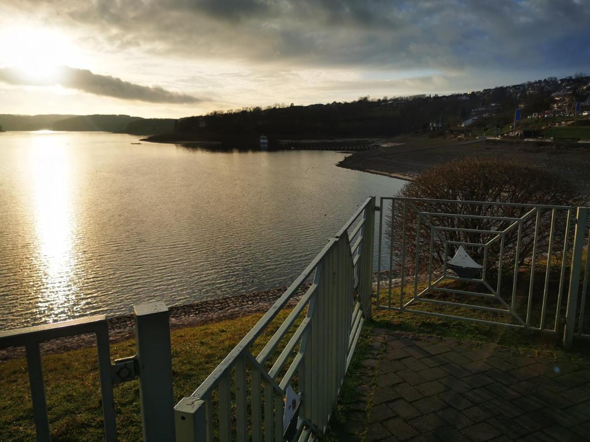 Ferienhaus Mit Riesen Garten, Drei Terrassen, Toller Aussicht Am Waldrand, Auch Als Monteur-Wohnung Hemer Dış mekan fotoğraf